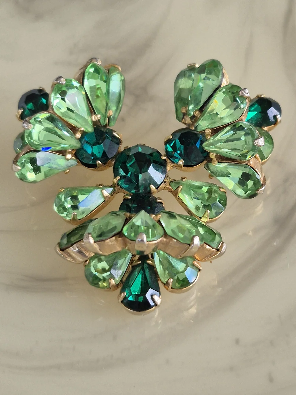 Green Crystal Floral Brooch - Gold Tone - Picture 2 of 4